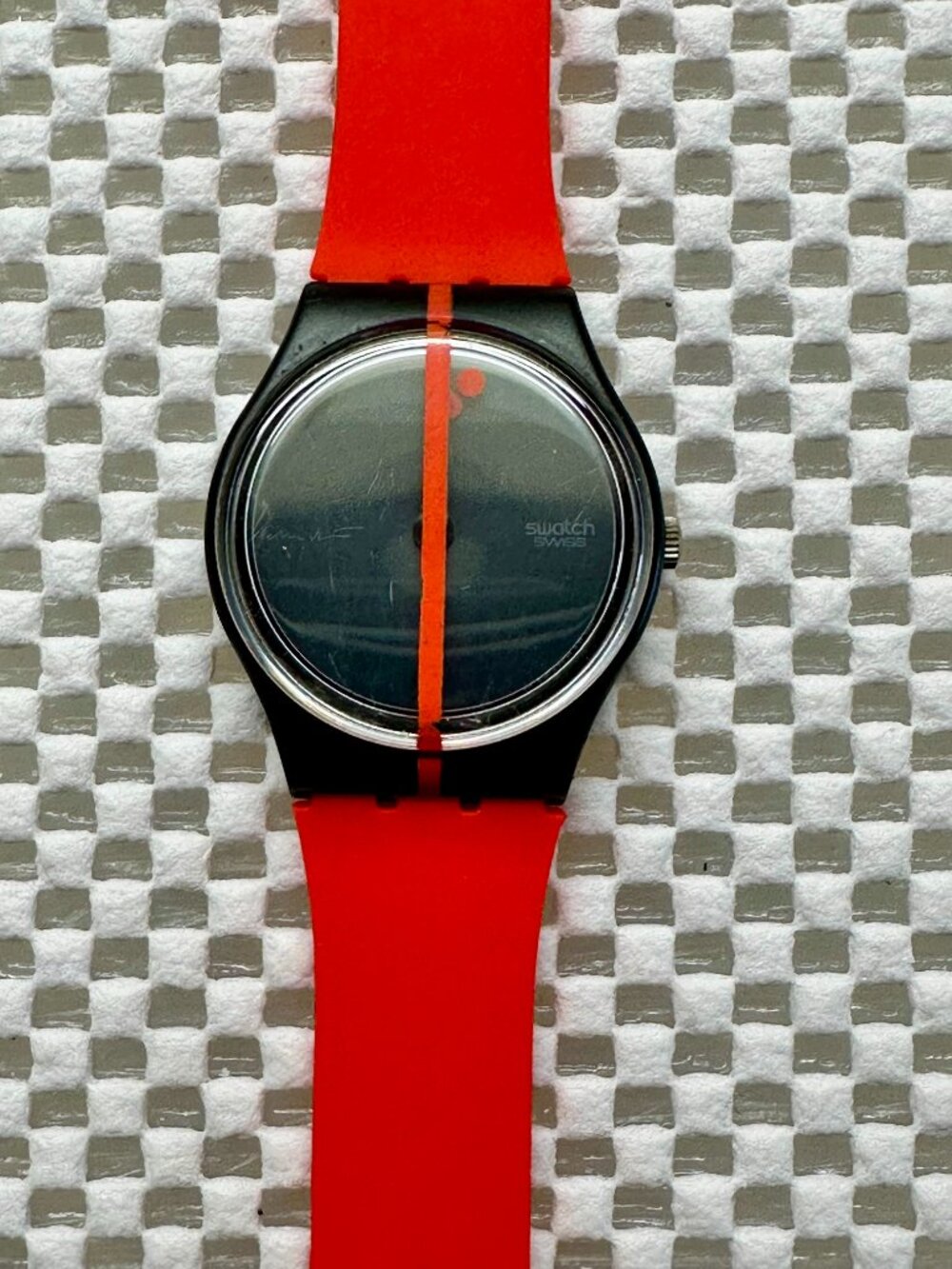 Swatch Watch 360 Degree Rosso sur Blackout GZ119 Vintage 1991